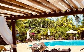 Casa Peixinho - Reserva Imbassaí 3 suítes